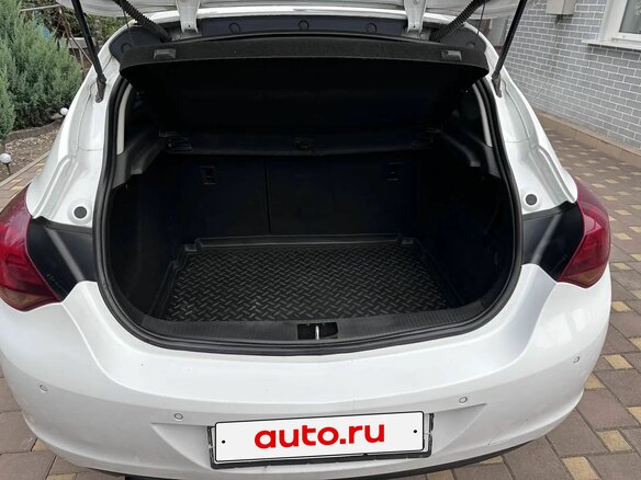 2011 Opel Astra J, белый, 650000 рублей - вид 5