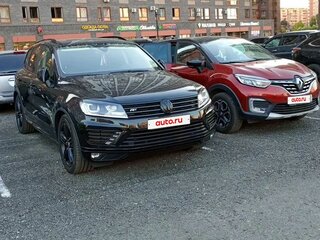 2017 Volkswagen Touareg II Рестайлинг, чёрный, 4500000 рублей, вид 2