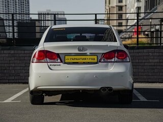 2011 Honda Civic VIII Рестайлинг, белый, 810000 рублей, вид 3