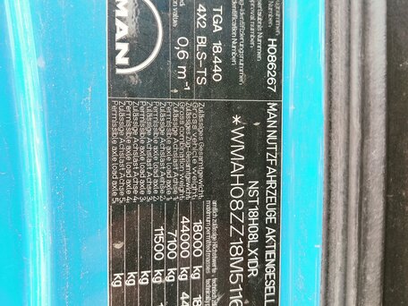 2008 MAN TGA, синий, 1800000 рублей, вид 5