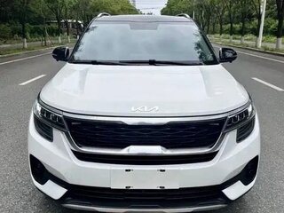 2022 Kia KX3, белый, 1750000 рублей, вид 2