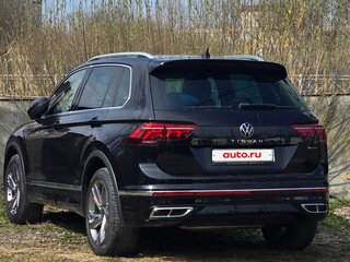 2021 Volkswagen Tiguan II Рестайлинг, чёрный, 4350000 рублей, вид 5