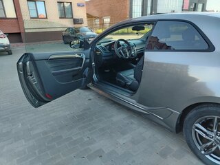 2011 Kia Cerato Koup II, серый, 860000 рублей, вид 5
