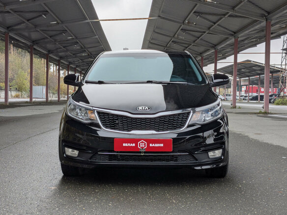 2016 Kia Rio III Рестайлинг, чёрный, 940000 рублей - вид 2