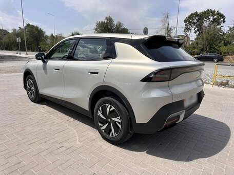 2025 Changan Qiyuan Q05 51.9 kWh II, серый, 1990000 рублей, вид 4