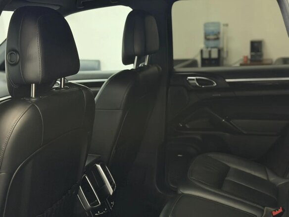 2015 Porsche Cayenne II Рестайлинг (958), чёрный, 4950000 рублей - вид 15