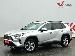 2021 Toyota RAV4 V (XA50), серебристый, 3315000 рублей, вид 1