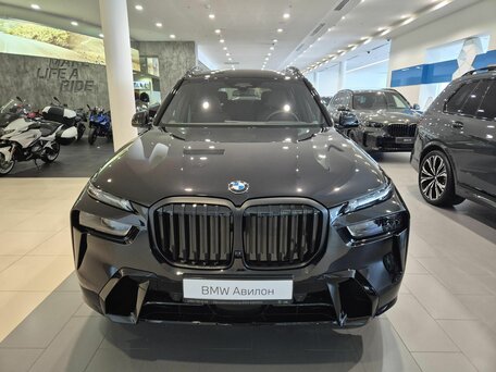 2026 BMW X7 40d I (G07) Рестайлинг, чёрный, 19754900 рублей, вид 4