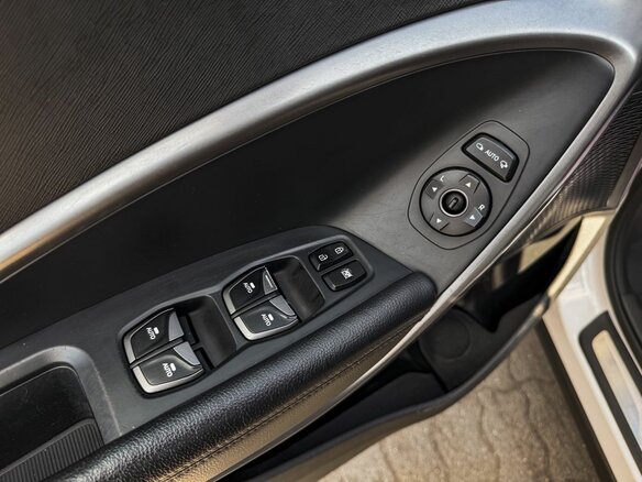 2013 Hyundai Santa Fe III, белый, 1699000 рублей - вид 29