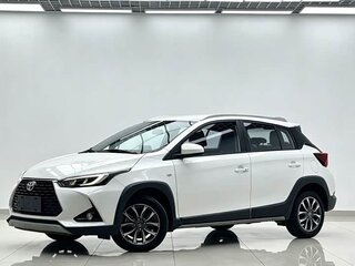 2022 Toyota Yaris L X XP150 Рестайлинг, белый, 1420000 рублей, вид 1