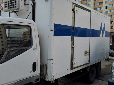1995 Mitsubishi L-Series, белый, 1400000 рублей, вид 2