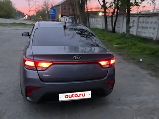 2017 Kia Rio IV, серый, 1250000 рублей, вид 2