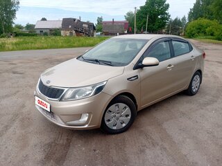 2013 Kia Rio 5-speed III, бежевый, 580000 рублей, вид 1