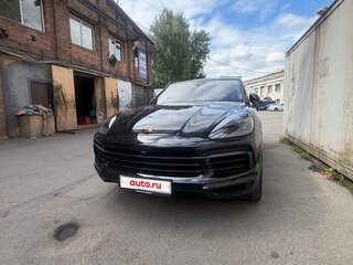 2020 Porsche Cayenne III, чёрный, 9350000 рублей, вид 3