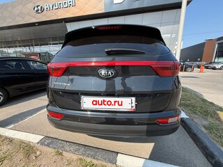 2016 Kia Sportage IV, чёрный, 1699999 рублей, вид 4