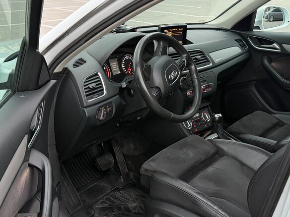 2012 Audi Q3 I (8U), белый - вид 8