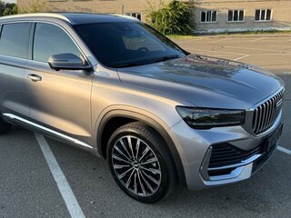 2025 Geely Monjaro (Xingyue L) I Рестайлинг (China Market), серый, 3500000 рублей, вид 3