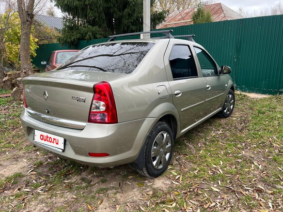 2010 Renault Logan I Рестайлинг, бежевый, 425000 рублей - вид 2