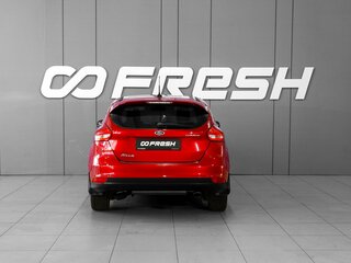 2017 Ford Focus III Рестайлинг, красный, 969000 рублей, вид 4