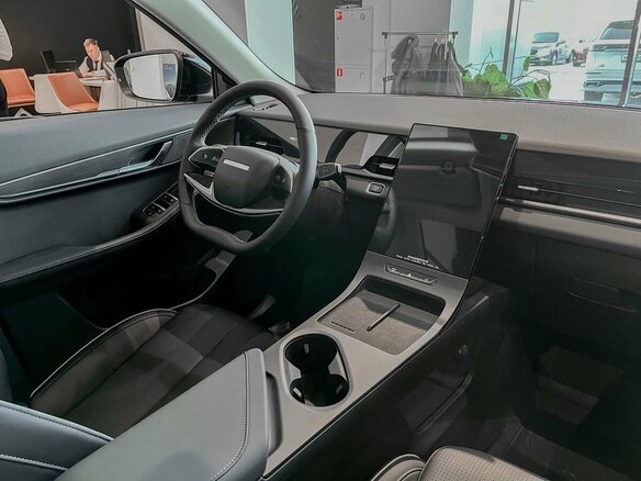2026 Jaecoo J6, чёрный, 2330000 рублей - вид 13