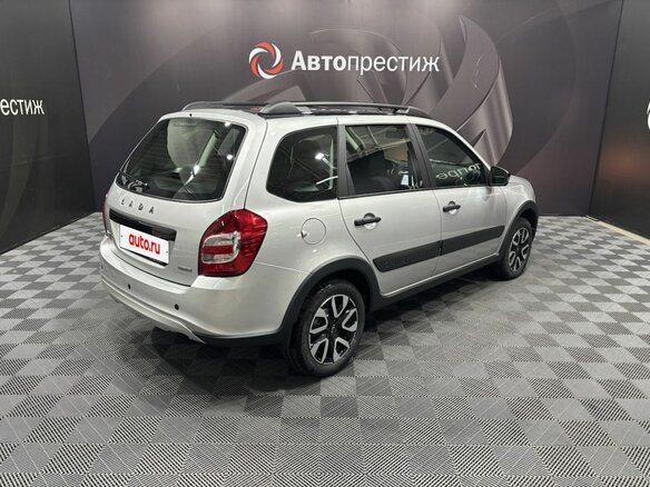 2026 Lada (ВАЗ) Granta Cross I Рестайлинг, серебристый - вид 4
