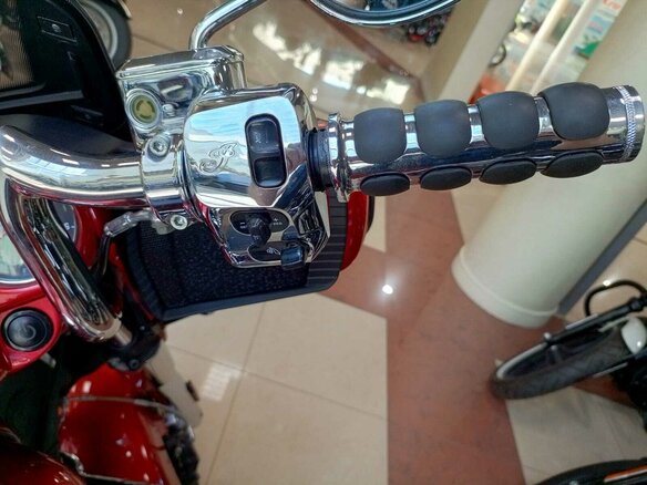 2018 Indian Chieftain, красный - вид 11