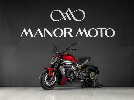 2026 Ducati XDiavel V4, красный, 3550000 рублей, вид 4