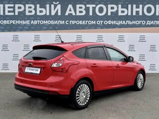 2013 Ford Focus III, красный, 742000 рублей, вид 5