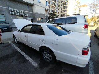2001 Toyota Chaser VI (X100) Рестайлинг, белый, 1000000 рублей, вид 2