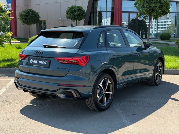 2026 Audi Q3 35 TFSI II (F3), зелёный, 3955000 рублей - вид 4