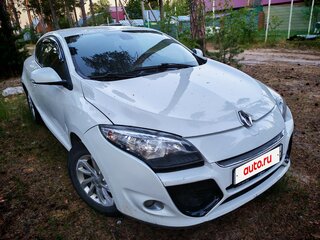 2013 Renault Megane III Рестайлинг, белый, 777000 рублей, вид 2