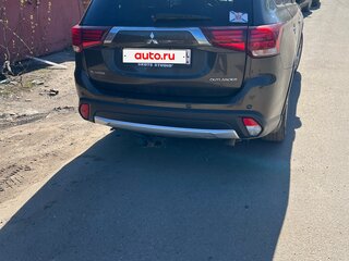 2017 Mitsubishi Outlander III Рестайлинг 2, коричневый, 2800000 рублей, вид 2