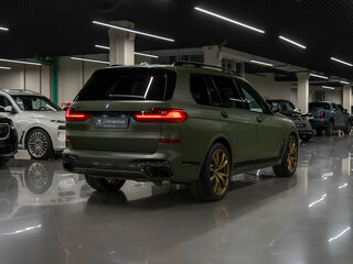 2020 BMW X7 40i I (G07), зелёный, 7500000 рублей, вид 5