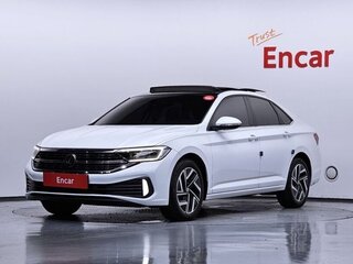 2022 Volkswagen Jetta VII Рестайлинг, белый, 1900000 рублей, вид 1