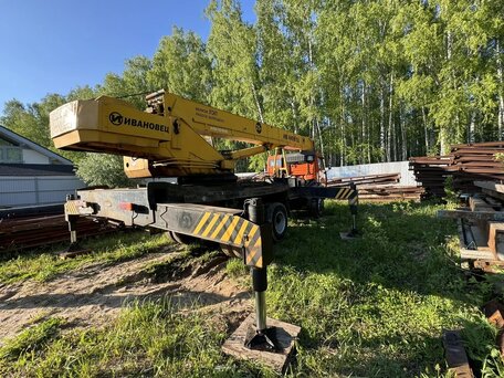 2007 КамАЗ 43118, оранжевый, 1600000 рублей, вид 4