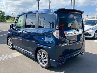 2022 Toyota Roomy I Рестайлинг, синий, 980000 рублей, вид 5