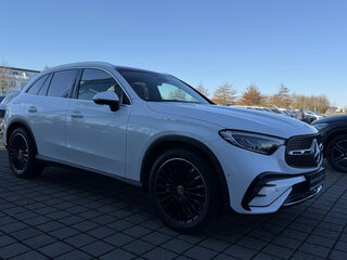 2025 Mercedes-Benz GLC 300 II (X254), белый, 6499999 рублей, вид 3