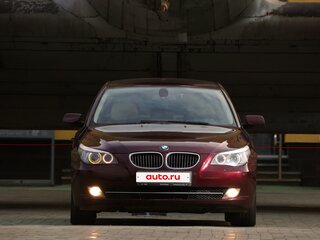 2008 BMW 5 серии 525xi V (E60/E61) Рестайлинг, красный, 1450000 рублей, вид 2