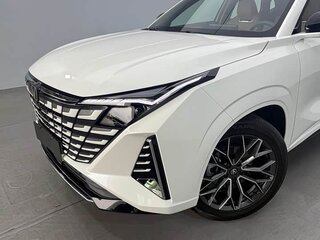 2026 Changan UNI-Z, белый, 1988000 рублей, вид 4