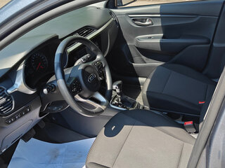 2021 Kia Rio X IV Рестайлинг, серый, 1780000 рублей, вид 5