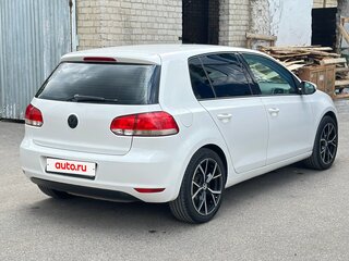 2012 Volkswagen Golf VI, белый, 830000 рублей, вид 2