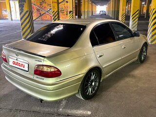 2002 Toyota Avensis I Рестайлинг, жёлтый, 375000 рублей, вид 3