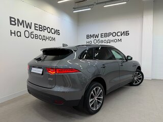 2017 Jaguar F-Pace I, серый, 2390000 рублей, вид 2