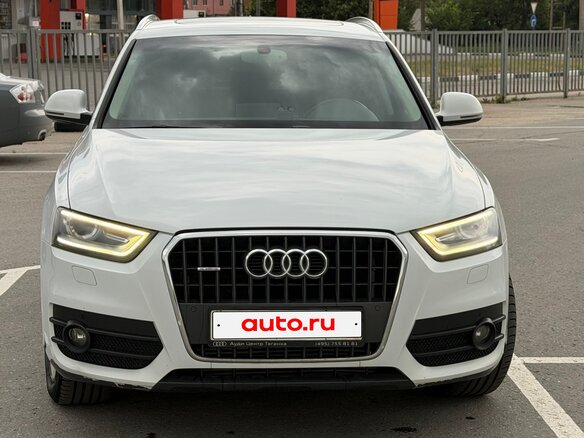 2012 Audi Q3 I (8U), белый - вид 1