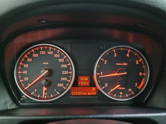 2013 BMW X1 20i I (E84) Рестайлинг, белый, 1119000 рублей - вид 10