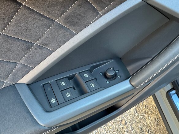 2026 Audi Q3 35 TFSI II (F3), серый, 3880000 рублей - вид 20