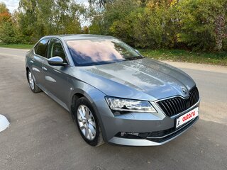 2015 Skoda Superb III, серый, 1900000 рублей, вид 4