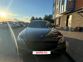 2018 Mercedes-Benz E-Класс 200 V (W213, S213, C238), чёрный, 3500000 рублей, вид 2