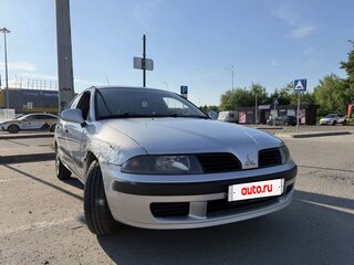 2002 Mitsubishi Carisma I Рестайлинг, серебристый, 170000 рублей, вид 2