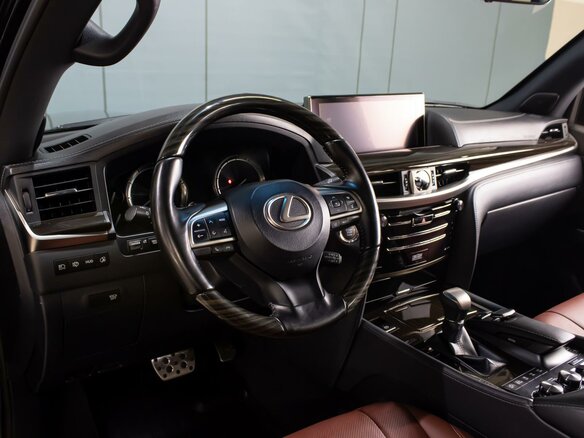 2018 Lexus LX 570 III Рестайлинг 2, чёрный, 9400000 рублей - вид 6
